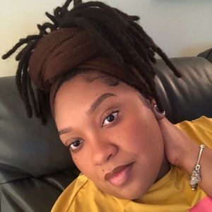 Meet your Posher, Lashanda